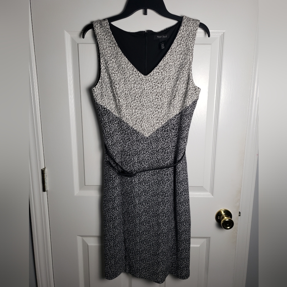 White House Black Market Ponte Stretch Shift Dress White/Black Belted